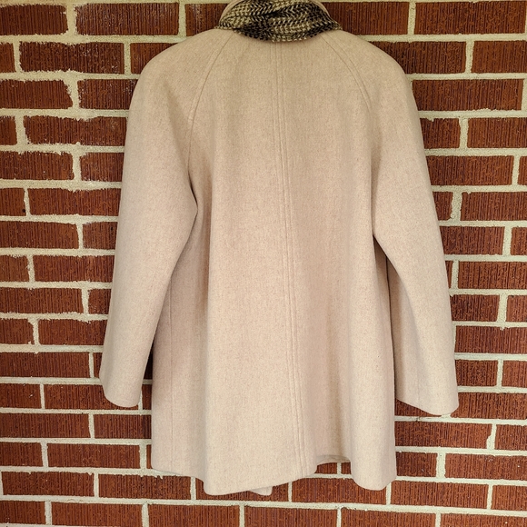 NWOT Warm Wool Light Tan/Cream Mid-long Pea Coat - Picture 7 of 7